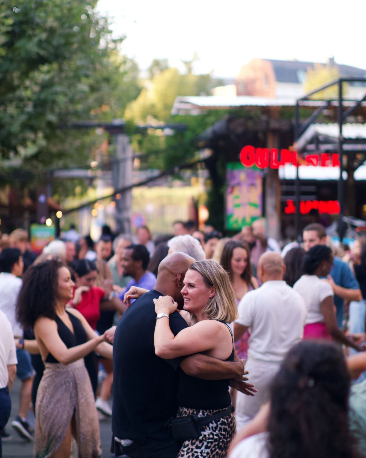 Toronto Latin Wednesdays: salsa y bachata